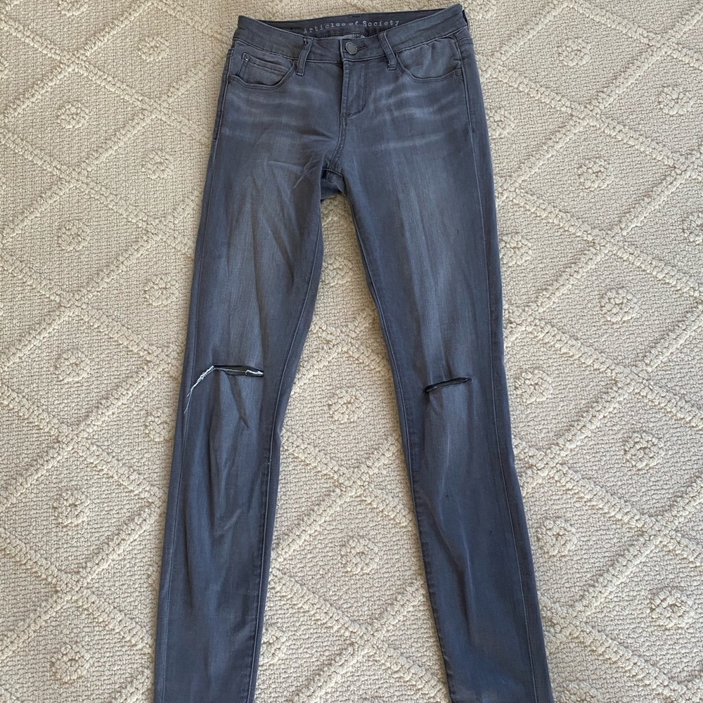 articles of society gray skinny jeans